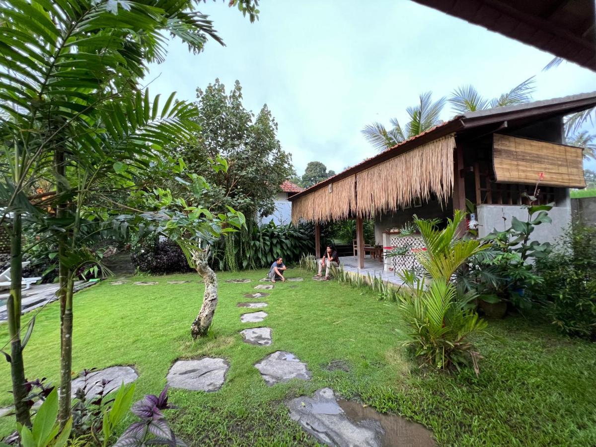 Вилла Uma Mupu Retreat Паянган Экстерьер фото